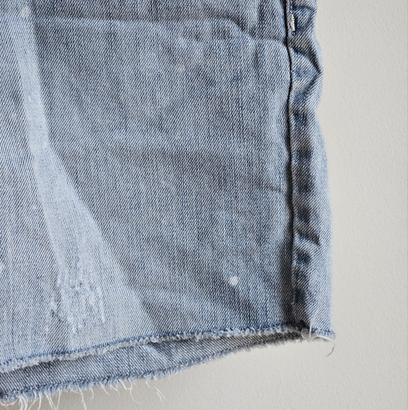 American Eagle Distressed Jean Shorts in Women's Size 8 - Picture 16 of 16